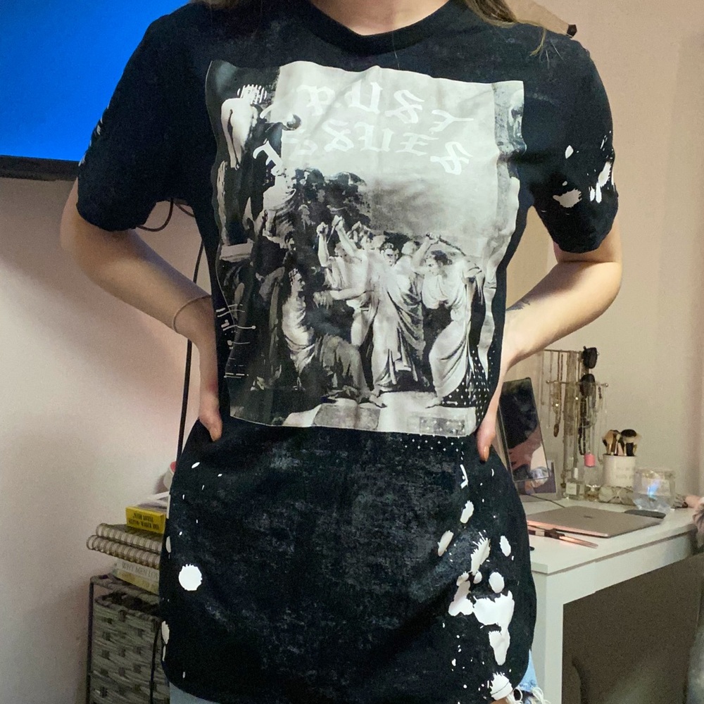 “Trust Issues” Tee